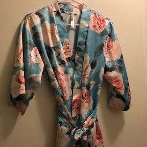 Flora Nikrooz Robe